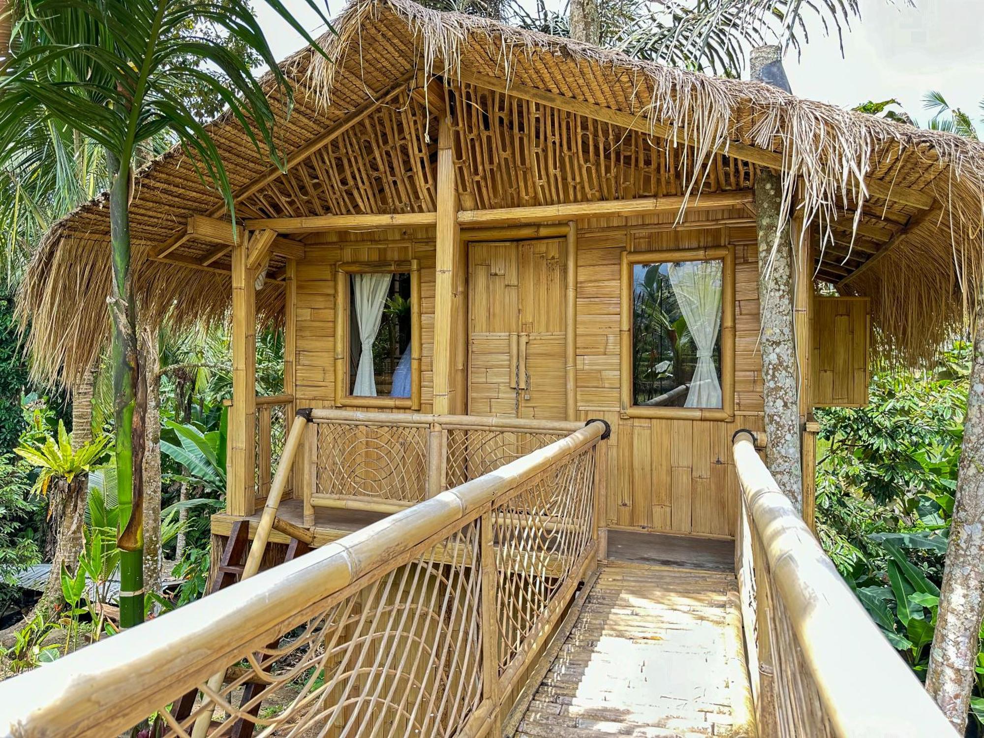 Kawig Bamboo House - Ricefield View, Eco Bamboo Home 탐파크시링 외부 사진