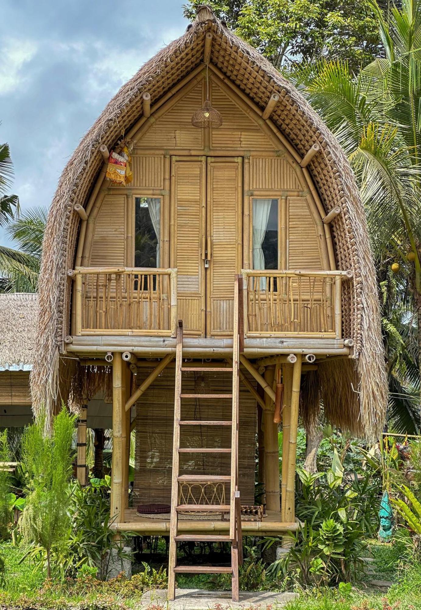 Kawig Bamboo House - Ricefield View, Eco Bamboo Home 탐파크시링 외부 사진