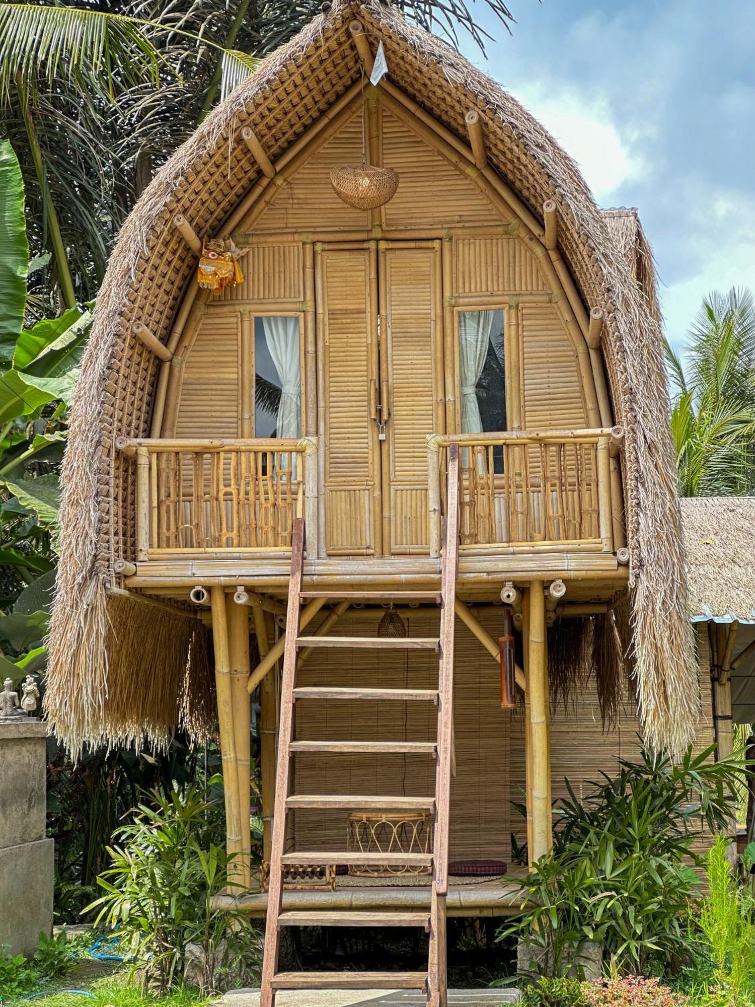 Kawig Bamboo House - Ricefield View, Eco Bamboo Home 탐파크시링 외부 사진