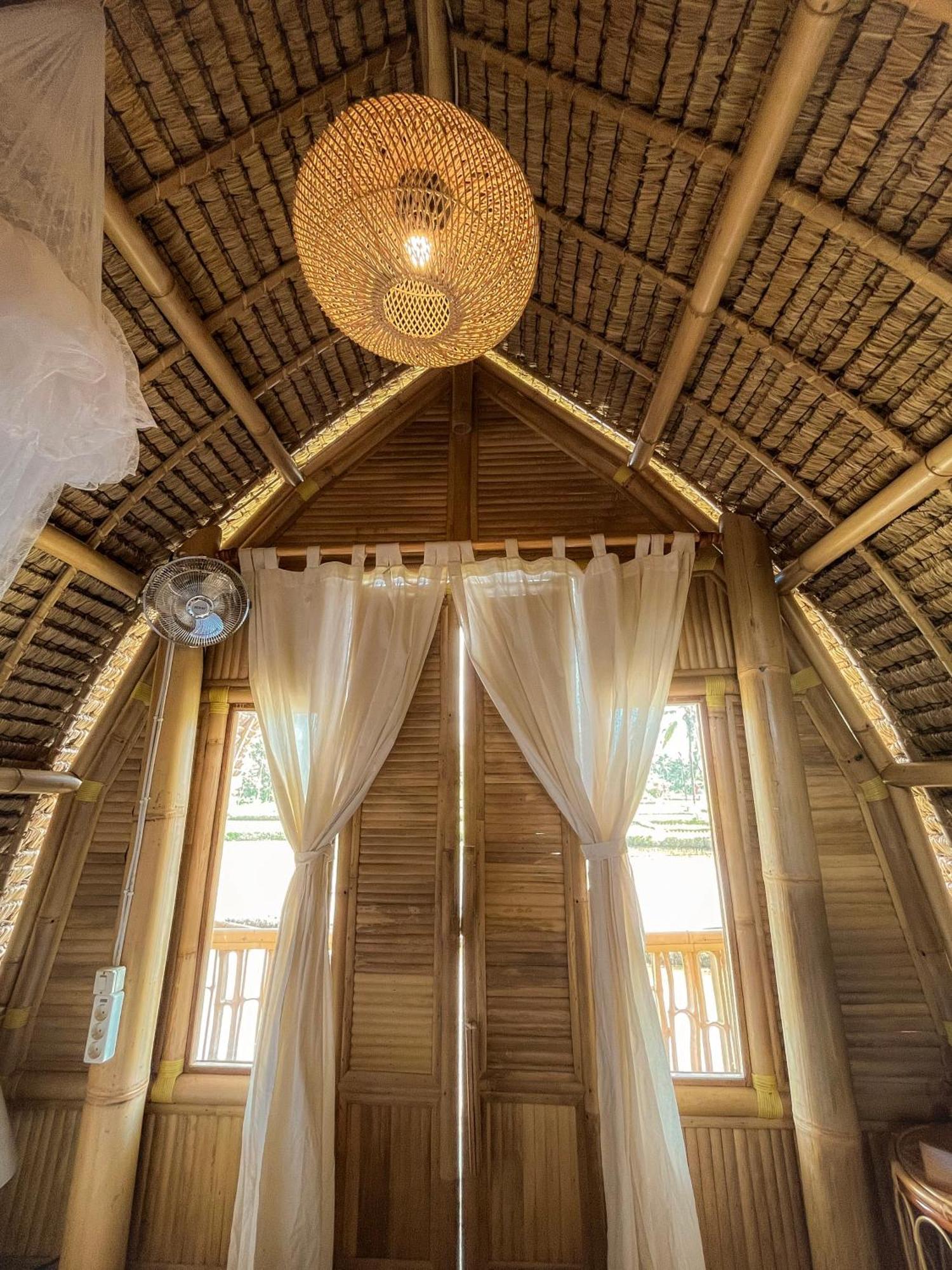 Kawig Bamboo House - Ricefield View, Eco Bamboo Home 탐파크시링 외부 사진