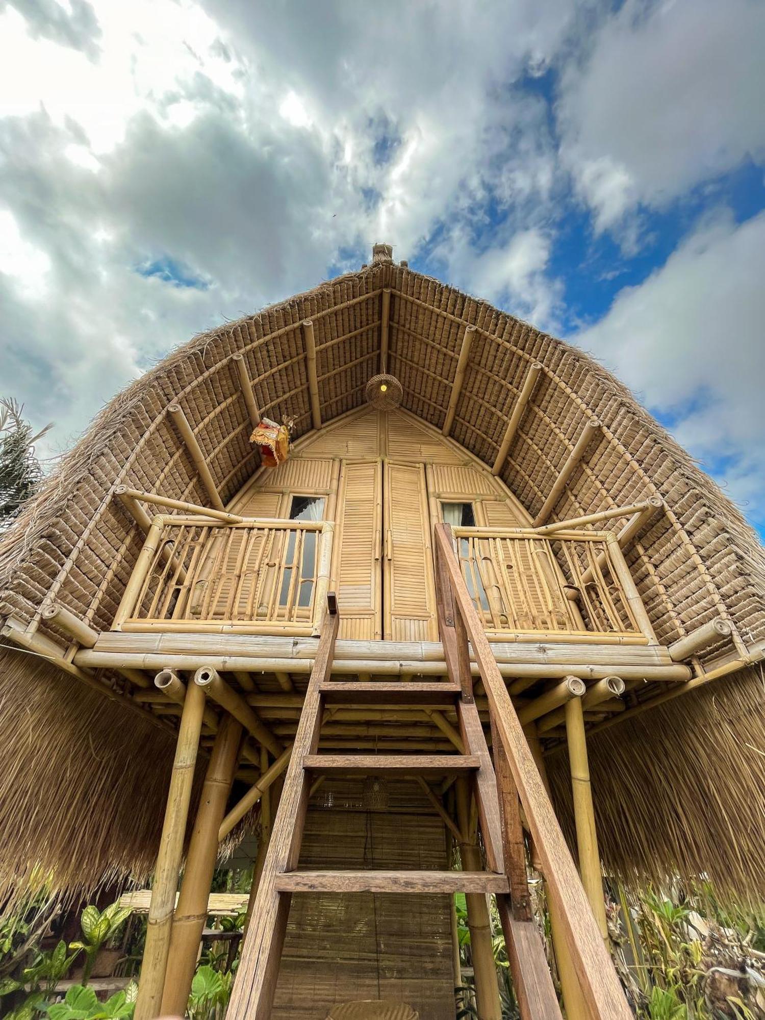 Kawig Bamboo House - Ricefield View, Eco Bamboo Home 탐파크시링 외부 사진