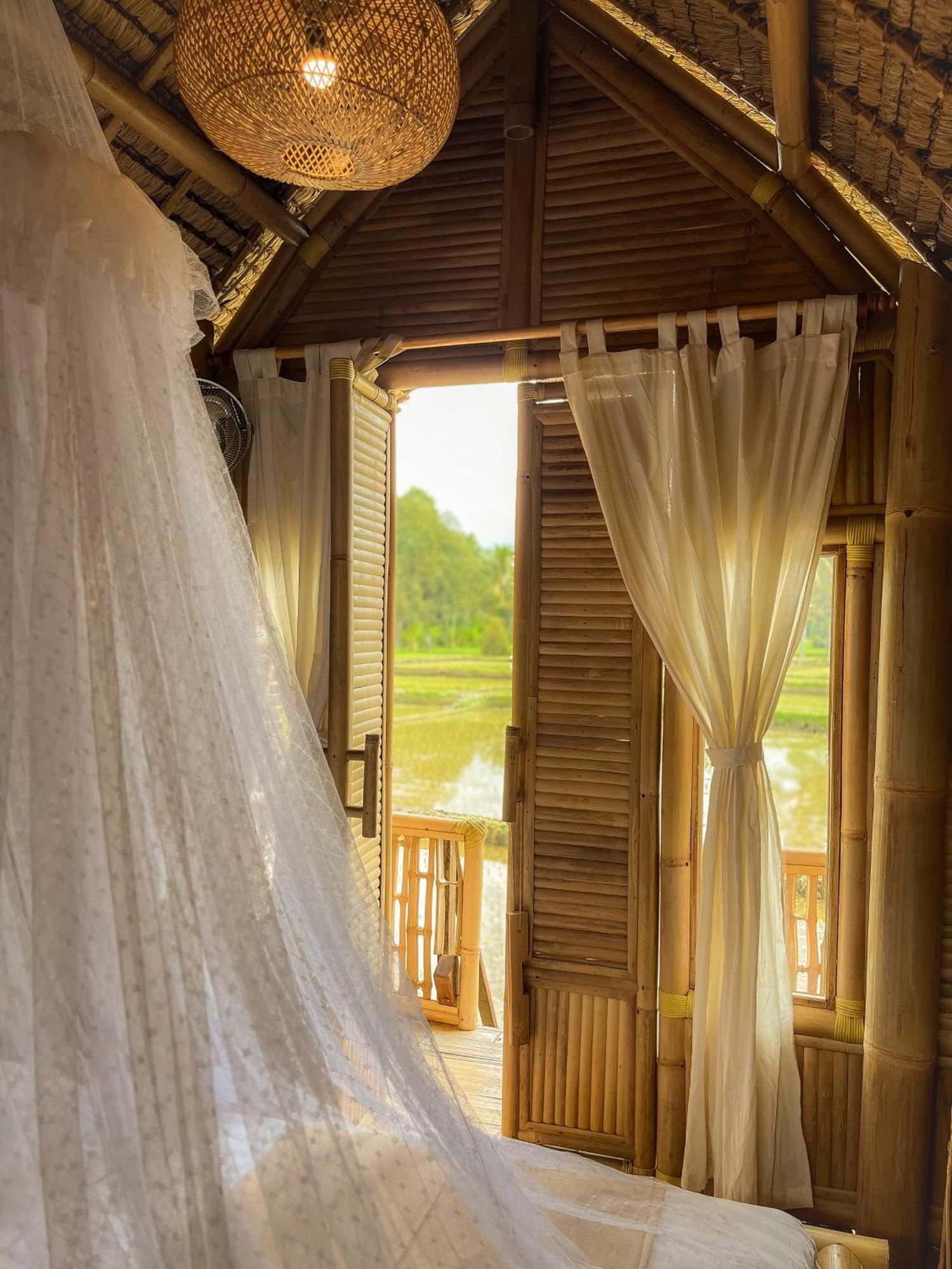 Kawig Bamboo House - Ricefield View, Eco Bamboo Home 탐파크시링 외부 사진