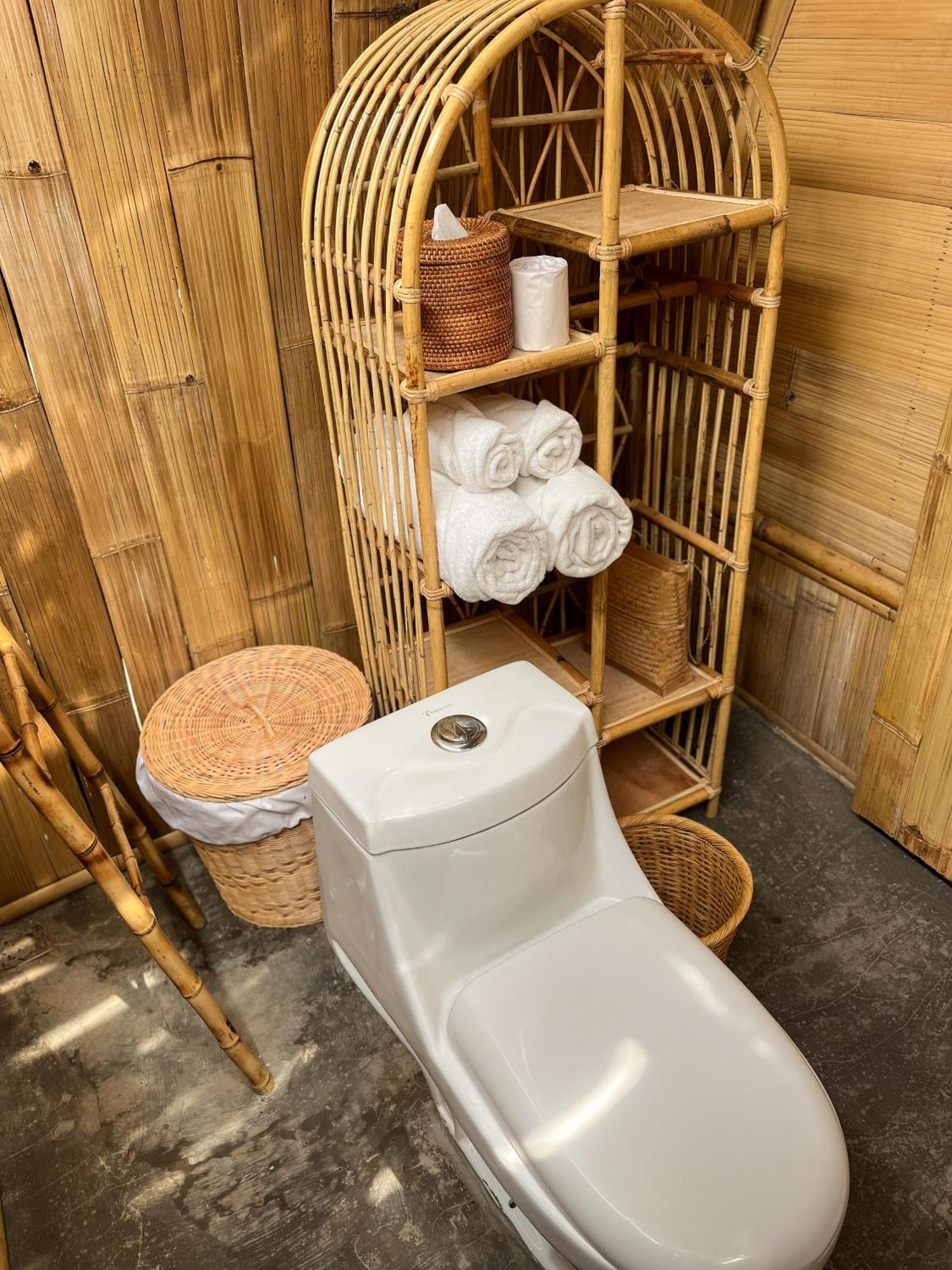 Kawig Bamboo House - Ricefield View, Eco Bamboo Home 탐파크시링 외부 사진
