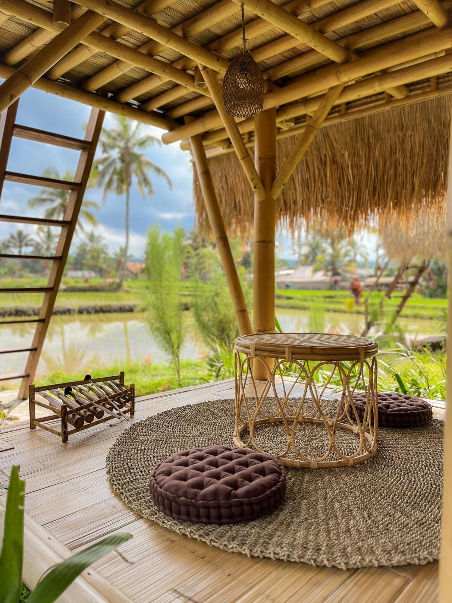 Kawig Bamboo House - Ricefield View, Eco Bamboo Home 탐파크시링 외부 사진