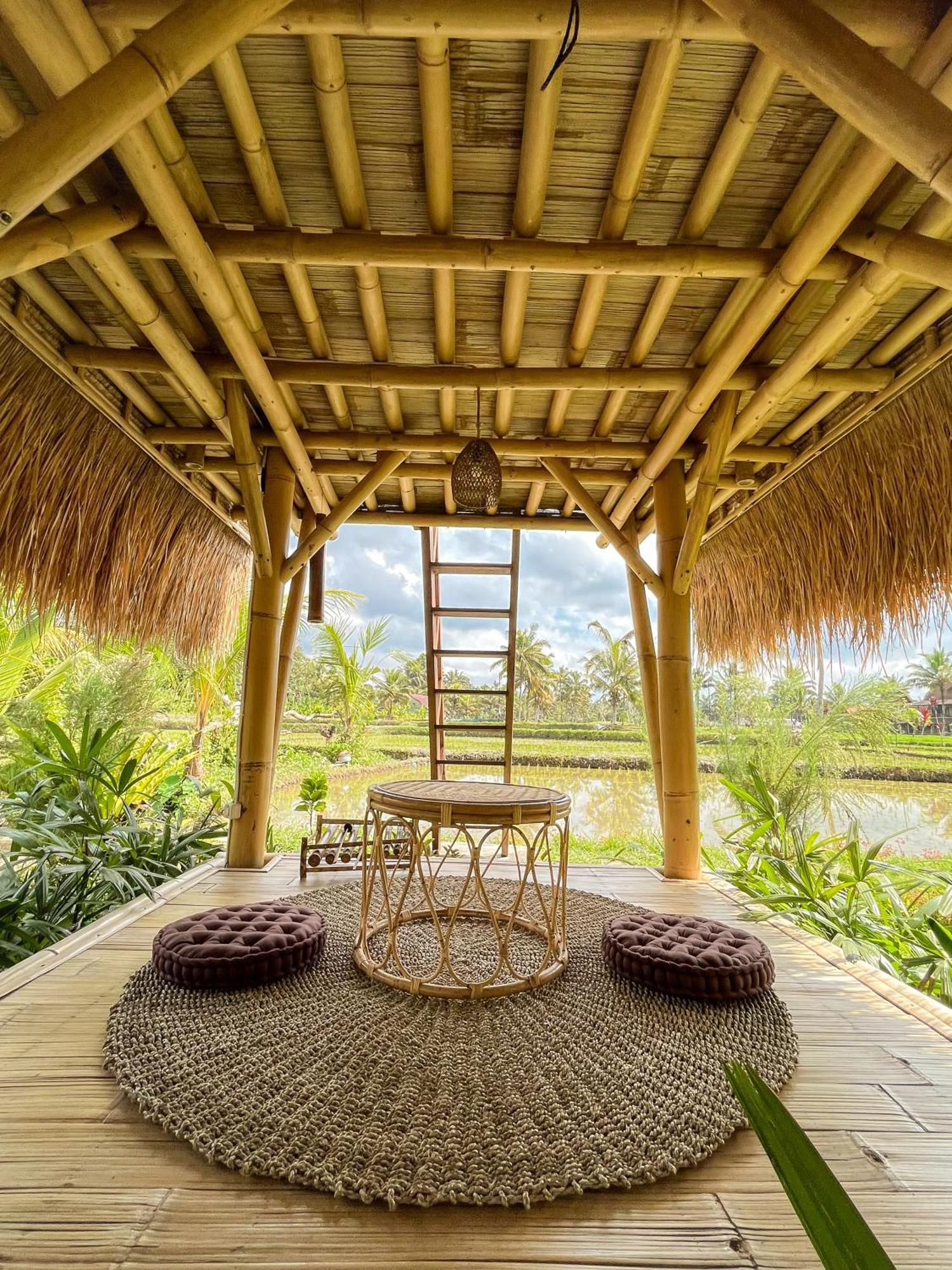 Kawig Bamboo House - Ricefield View, Eco Bamboo Home 탐파크시링 외부 사진